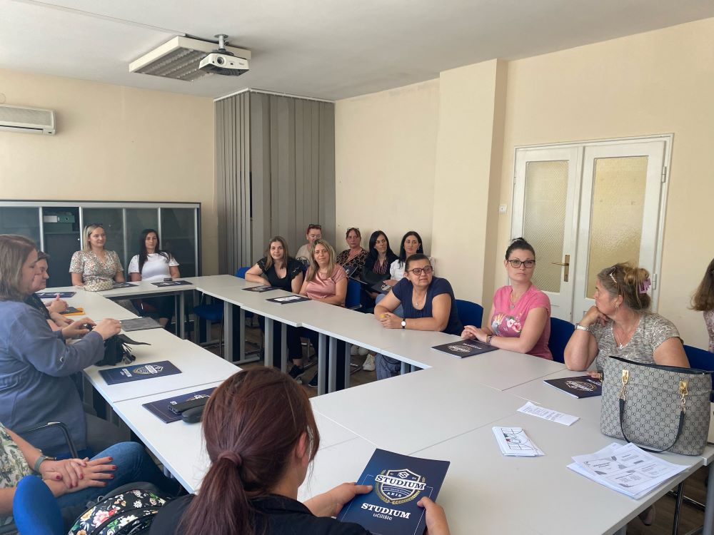 U Virovitici održano predavanje za njegovateljice starijih i nemoćnih osoba