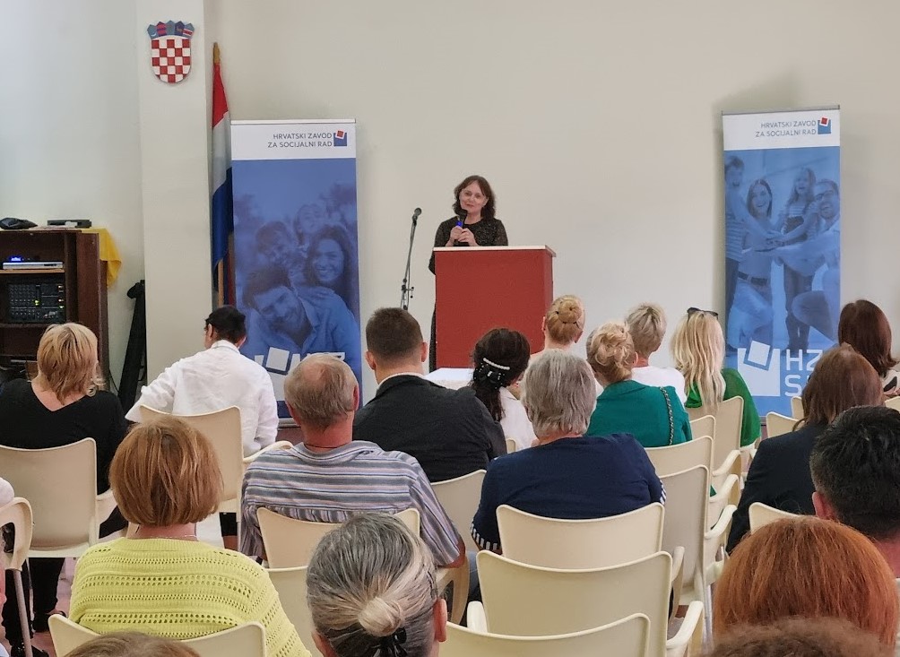 Dodijeljene povelje udomiteljima s područja Grada Zagreba: Vi ste heroji zajednice i svjetionici društva